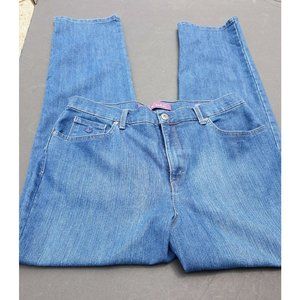 Gloria Vanderbilt Women's size 12 Amanda Jeans Stretch Denim Medium Wash